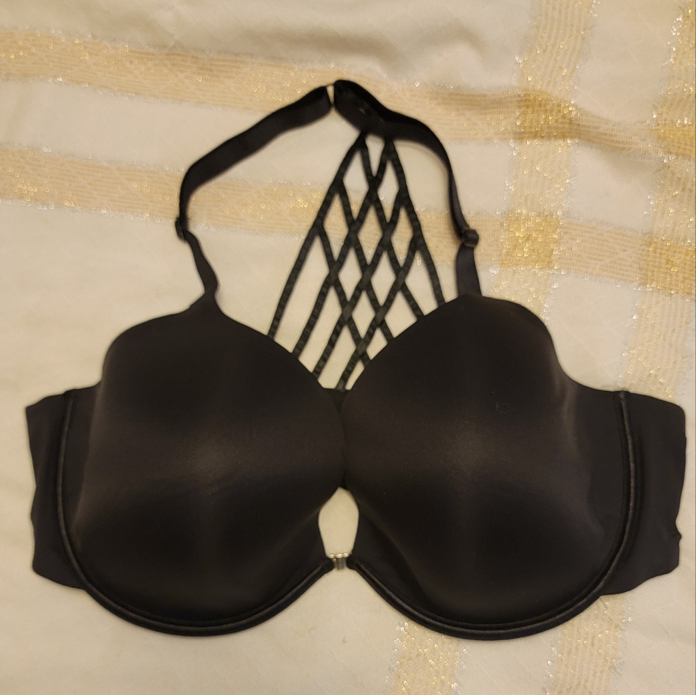 46D Cacique Bra front clasp